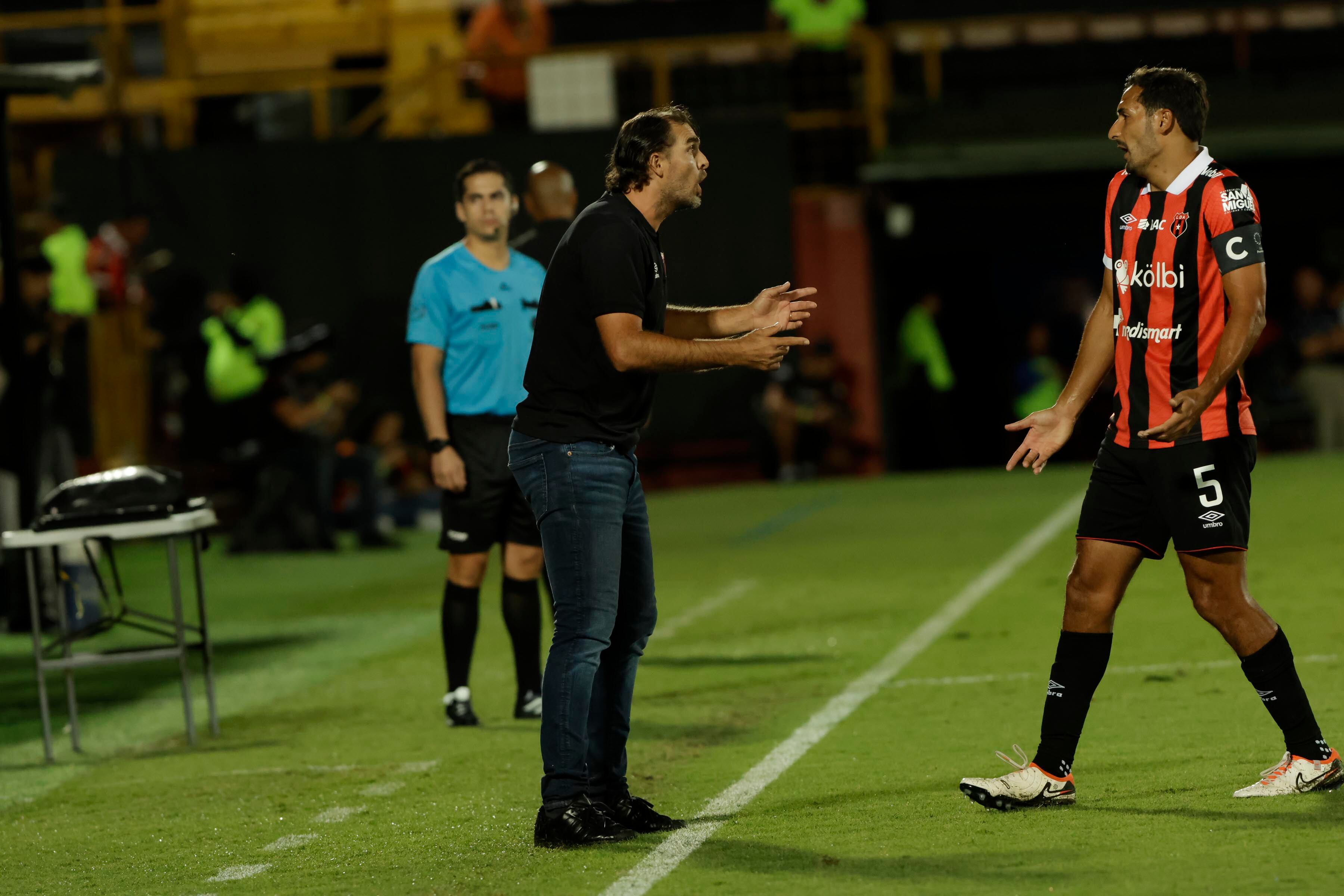 Liga vs Puntarenas - Jornada 13