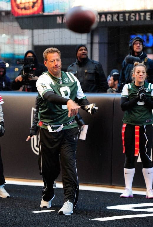 NEW YORK, NY - APRIL 27: Browning Nagle attends Nike Brings Broadway Bowl Football Matchup To The Heart Of Times Square on April 27, 2012 in New York City. Andrew H. Walker/Getty Images for Nike/AFP (Photo by Andrew H. Walker / GETTY IMAGES NORTH AMERICA / Getty Images via AFP)