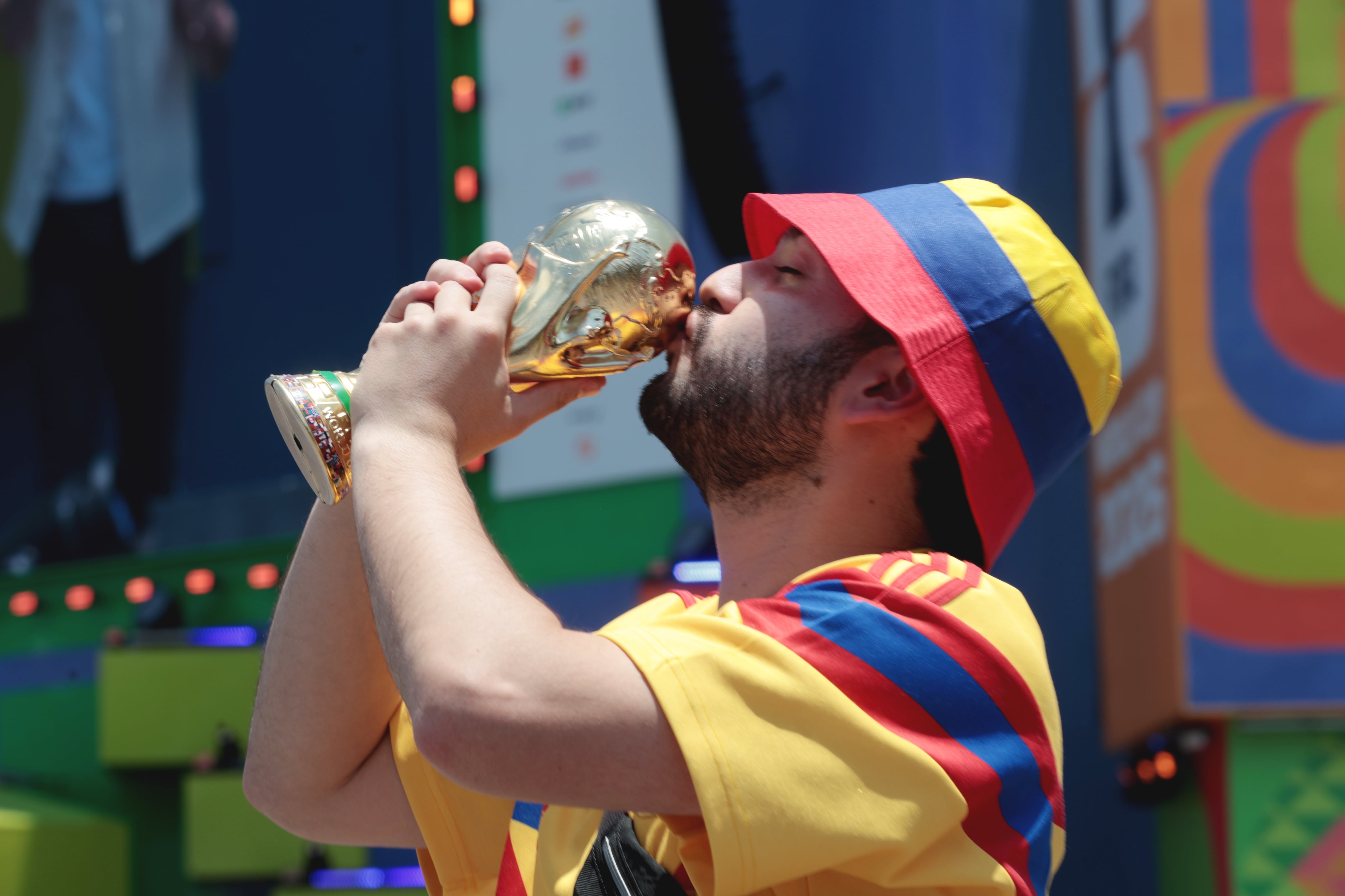 Colombianos se hicieron presentes en el Fan Fest en el Zócalo. Durante el compromiso entre Alemania vs. Curazao.
