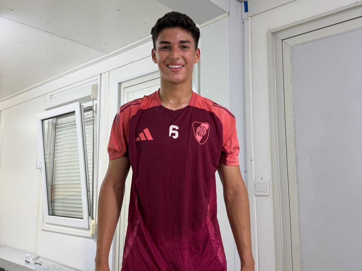 Jorshuad Pilarte ya realizó sus primeras prácticas con River Plate.