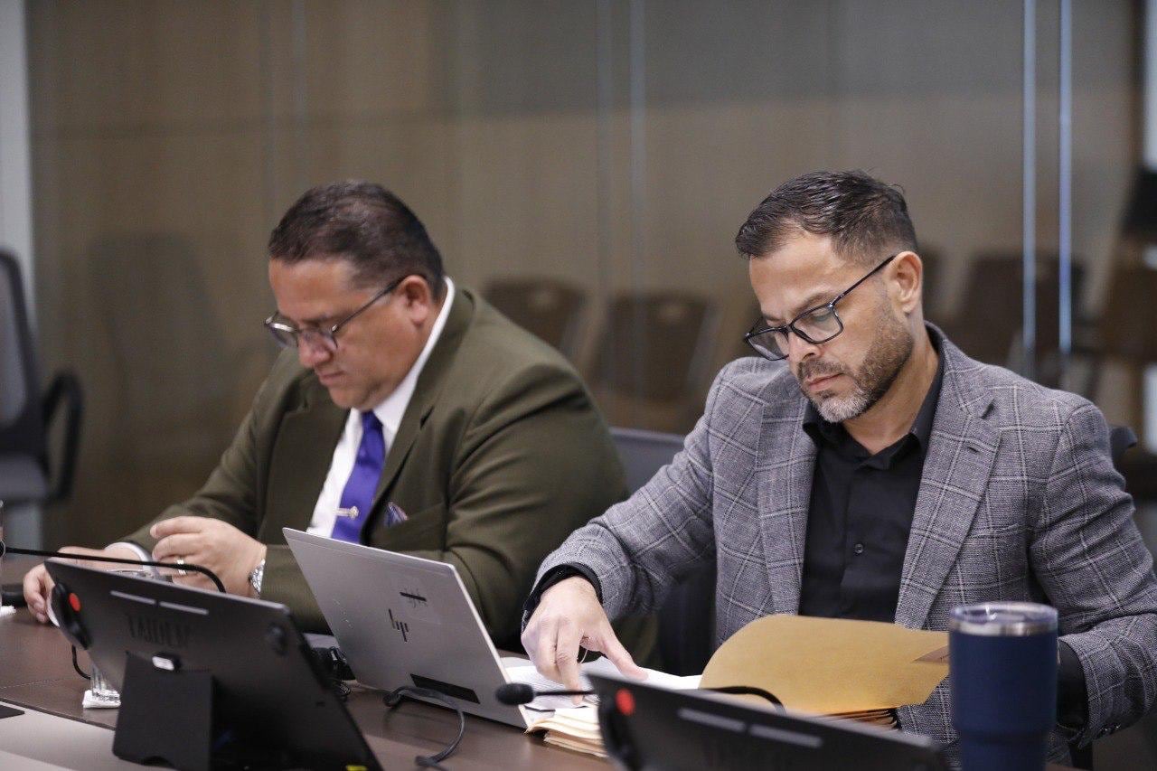 William Emilio Fernández, INS