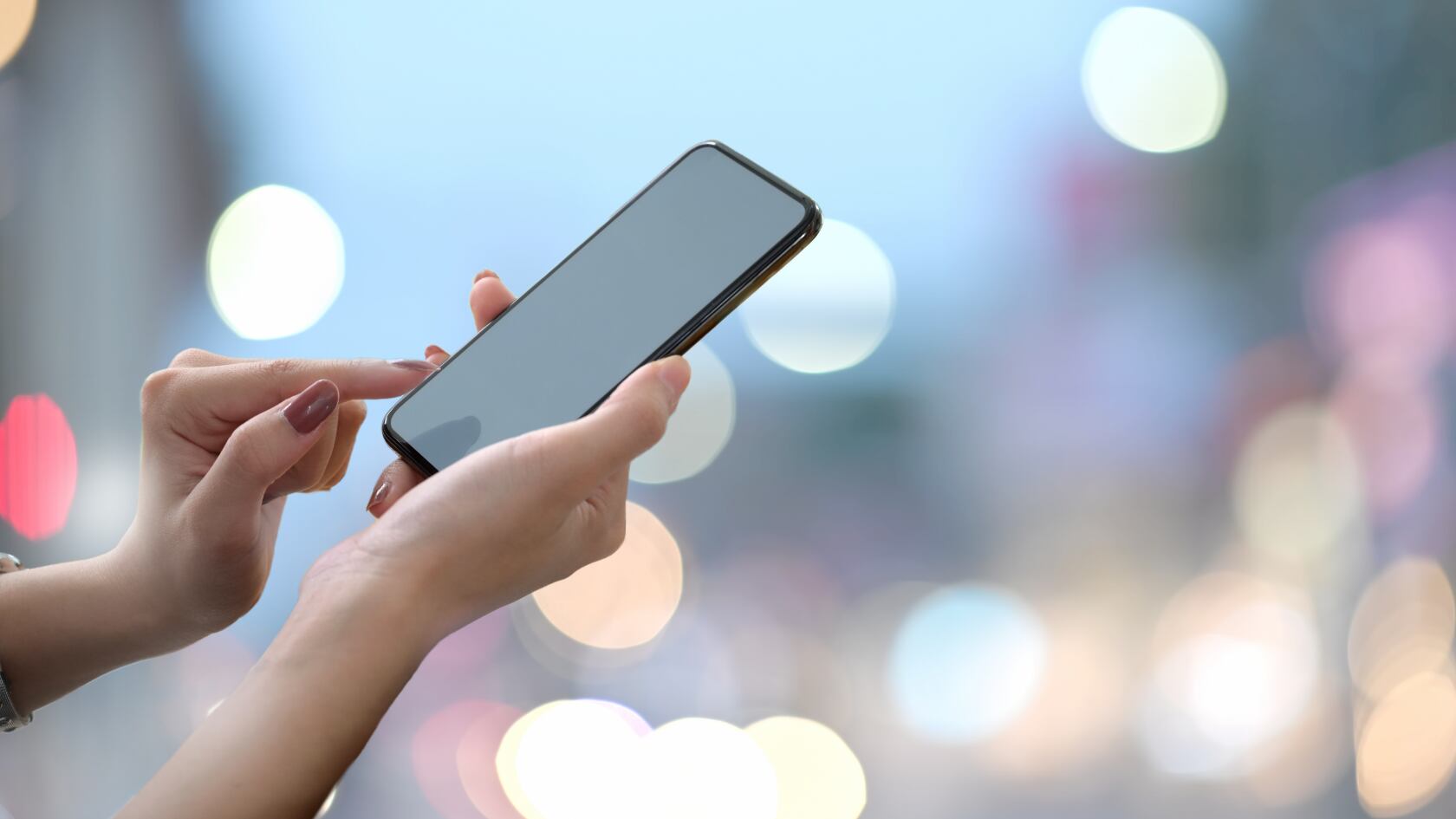 La desconexión del internet móvil durante 14 días mejoró significativamente la salud mental y el bienestar de los usuarios.