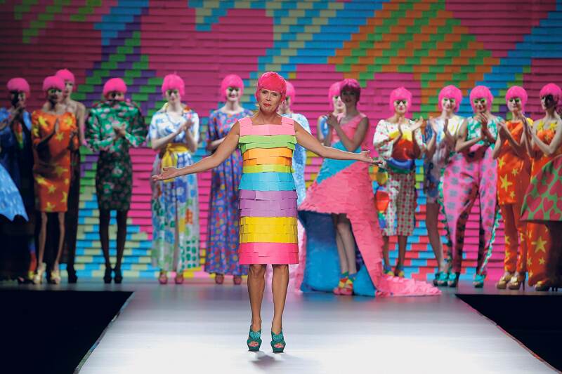 Sello. Es imposible no darse cuenta cuando un diseño es de Agatha Ruiz de la Prada: su estilo y color se desborda en todas sus creaciones. FIDCR para La Nación