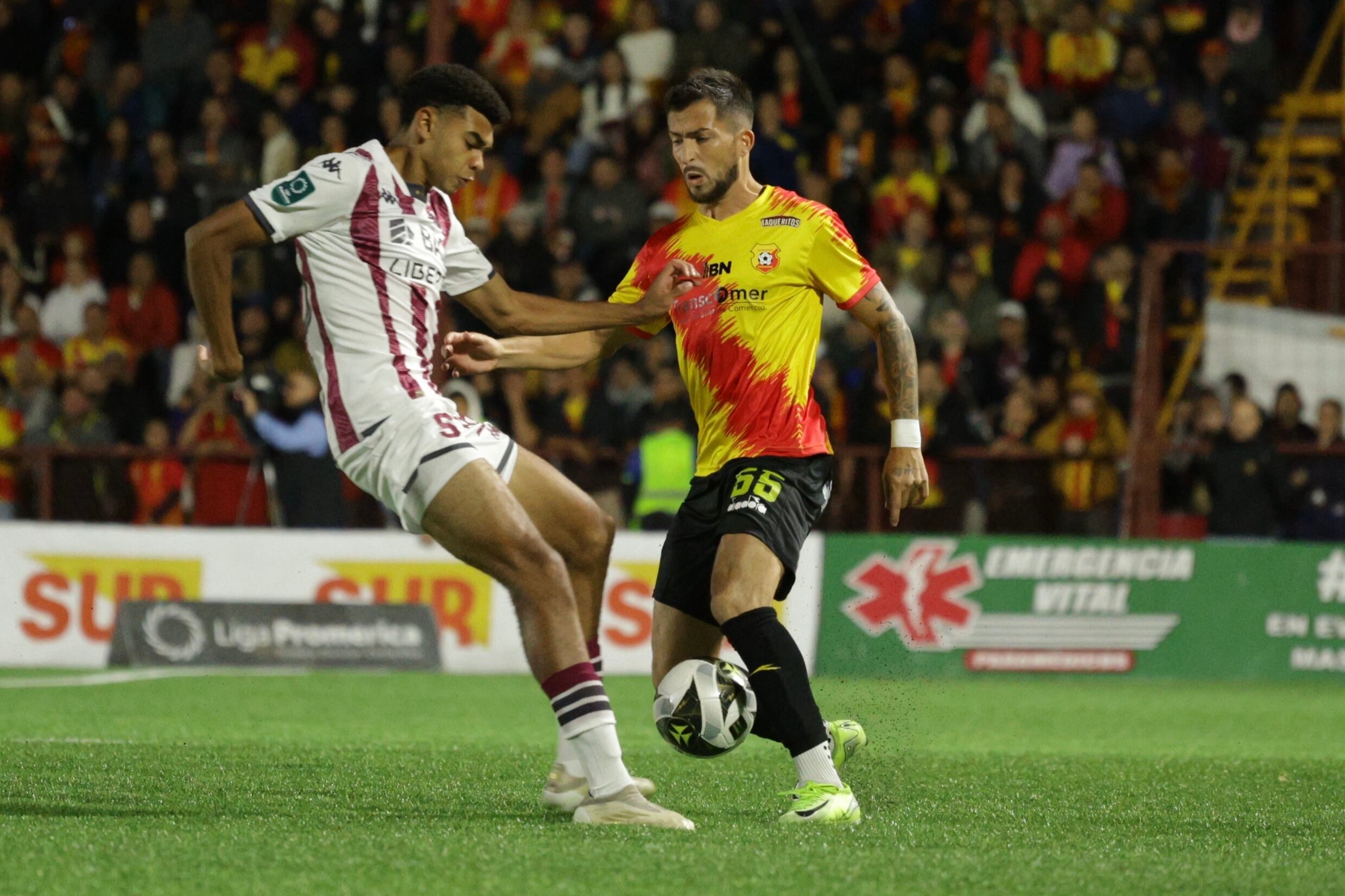 25/01/2024, Heredia, Estadio Carlos Alvarado, partido de la jornada 5 del torneo de clausura 2025 entre el Club Sport Herediano y el Deportivo Saprissa.
