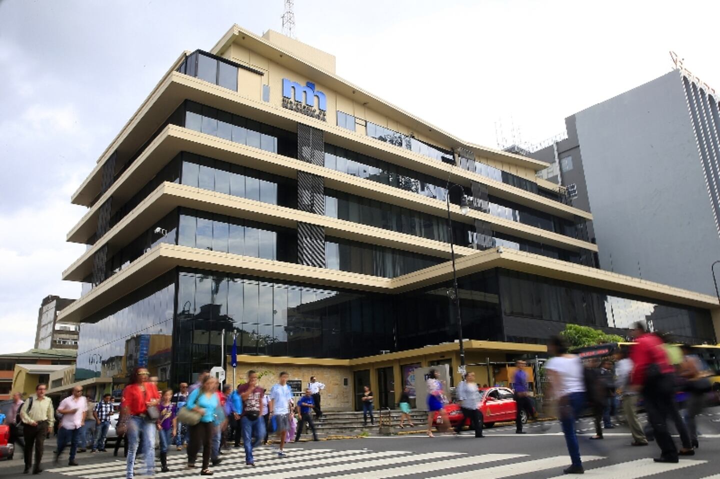 Standard & Poor's rebaja nota de riesgo de Costa Rica por deterioro ...