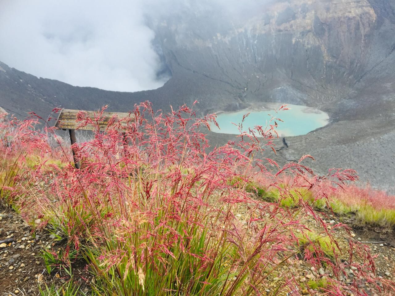 A partir del 4 de diciembre el Turrialba podrá ser visitado por 102 turistas diarios y se espera que la reapertura favorezca la reactivación económica del cantón. Foto: Cortesía Sinac.