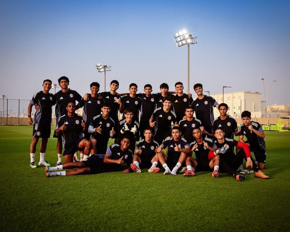 La Selección Nacional de Costa Rica Sub-17 en entrenamiento previo al Mundial