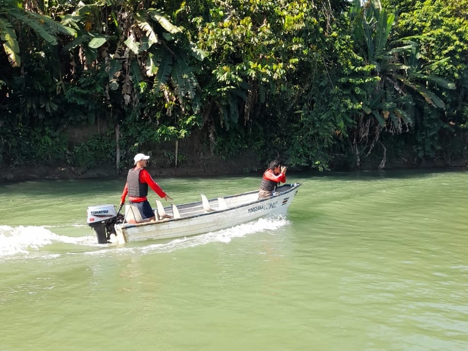 Búsqueda de niño atacado por cocodrilo en Matina de Limón. Foto MSP.