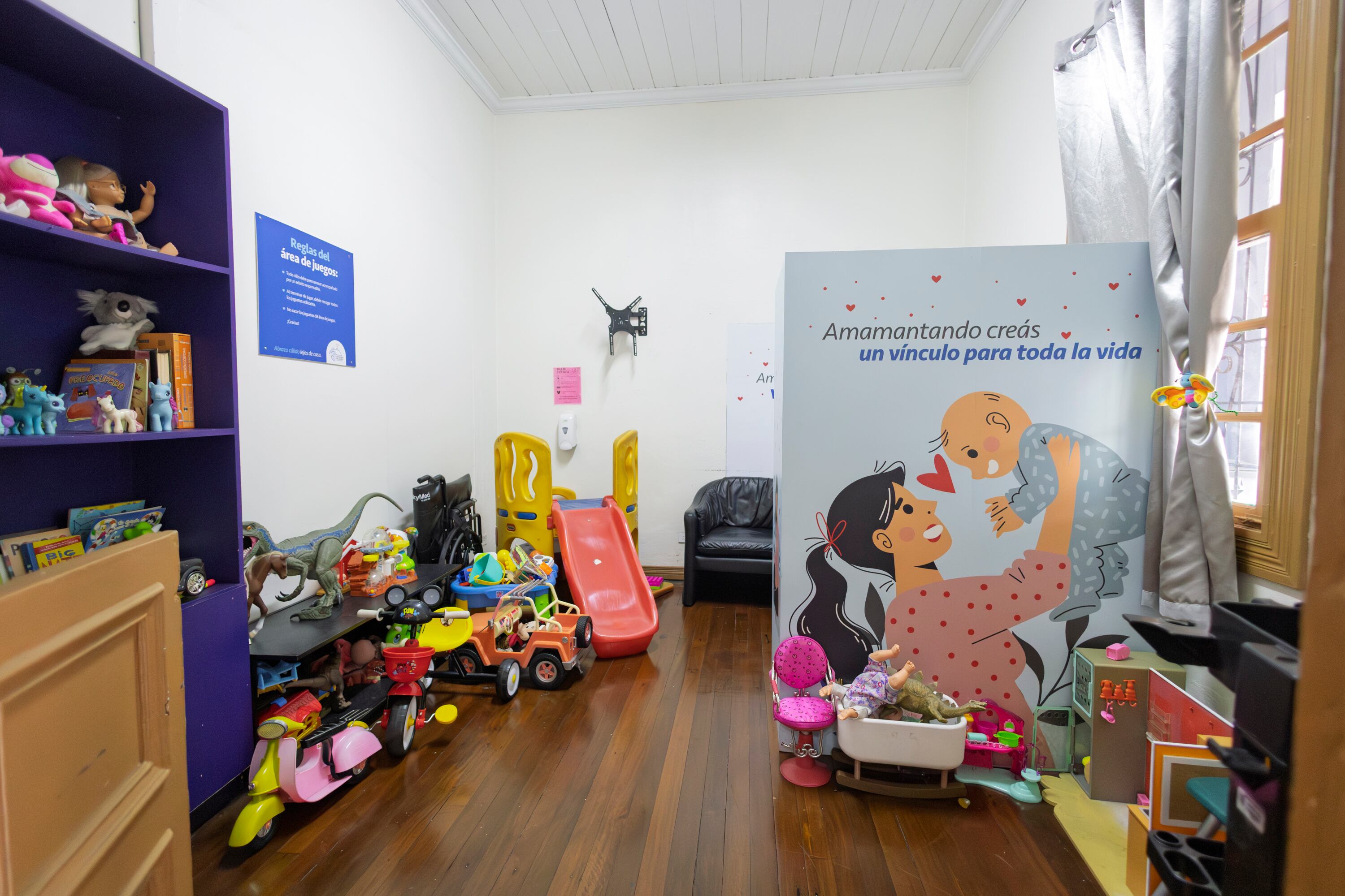 12/11/2025, San José, Carmen Central, recorrido por La Posada del Alivio, el albergue que brinda posada a los pacientes de zonas alejadas que tienen citas o los pacientes están internados en el Hospital de Niños.