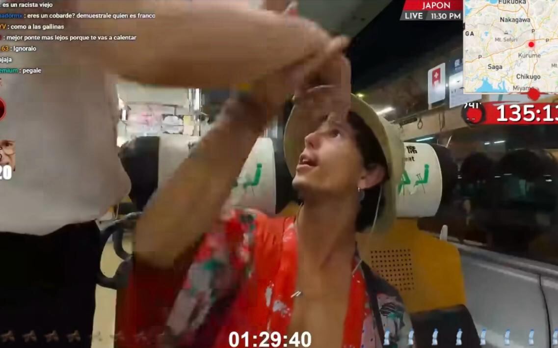 El creador de contenido generó polémica en redes tras difundirse un video en el que agrede a un hombre de la tercera edad en Tokio.