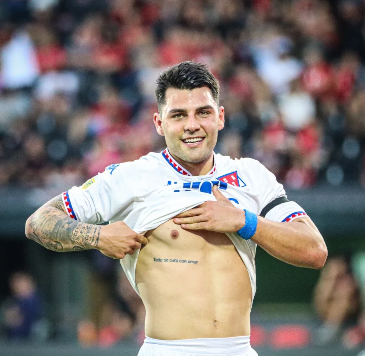 Ignacio Russo lleva tatuada una frase muy significativa que pronunció su padre, Miguel Ángel Russo.