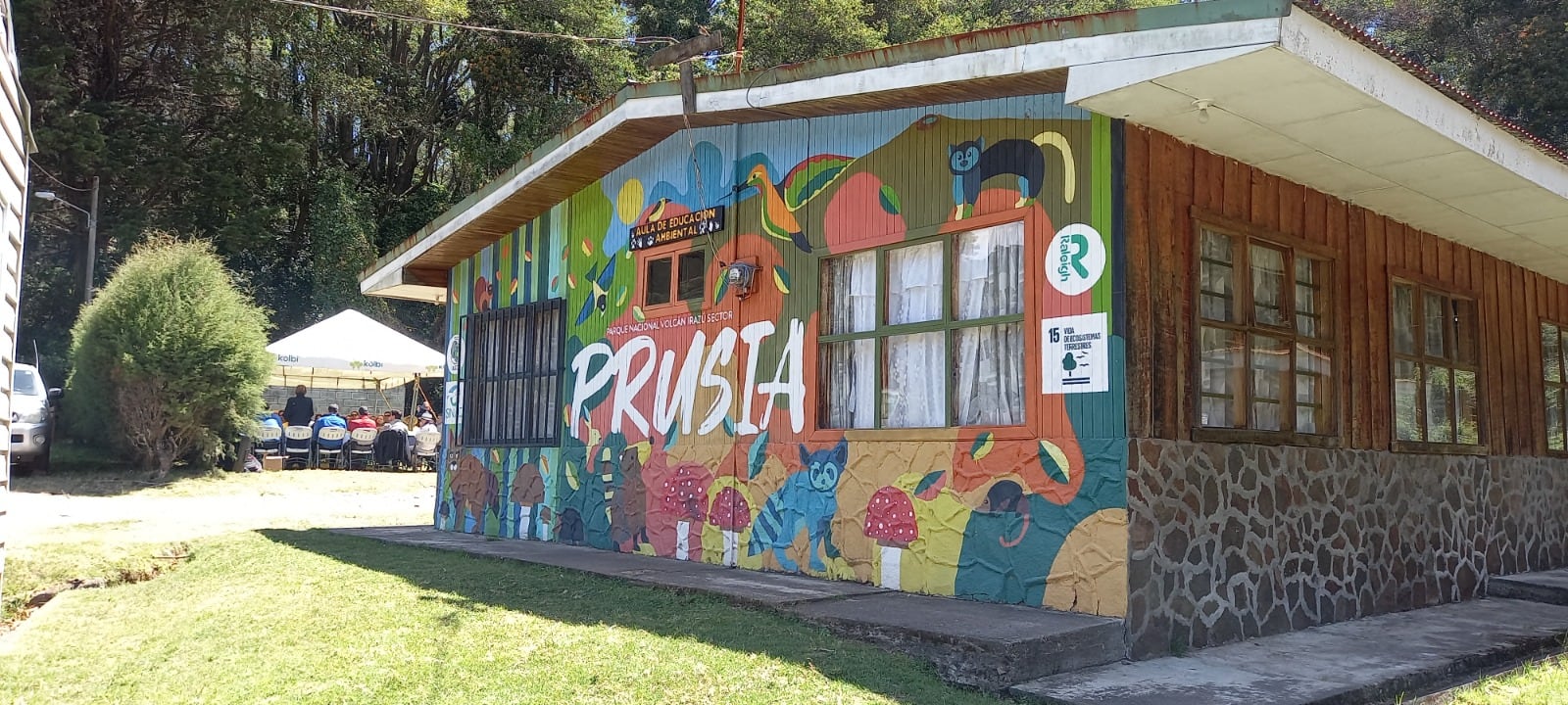 Agentes del OIJ y la Cruz Roja atendieron la emergencia en el área protegida; se presume una muerte por causas naturales.