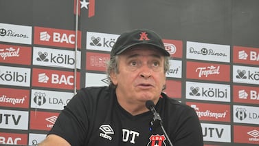 Óscar ‘Macho’ Ramírez anuncia ‘buenas noticias’ en Alajuelense