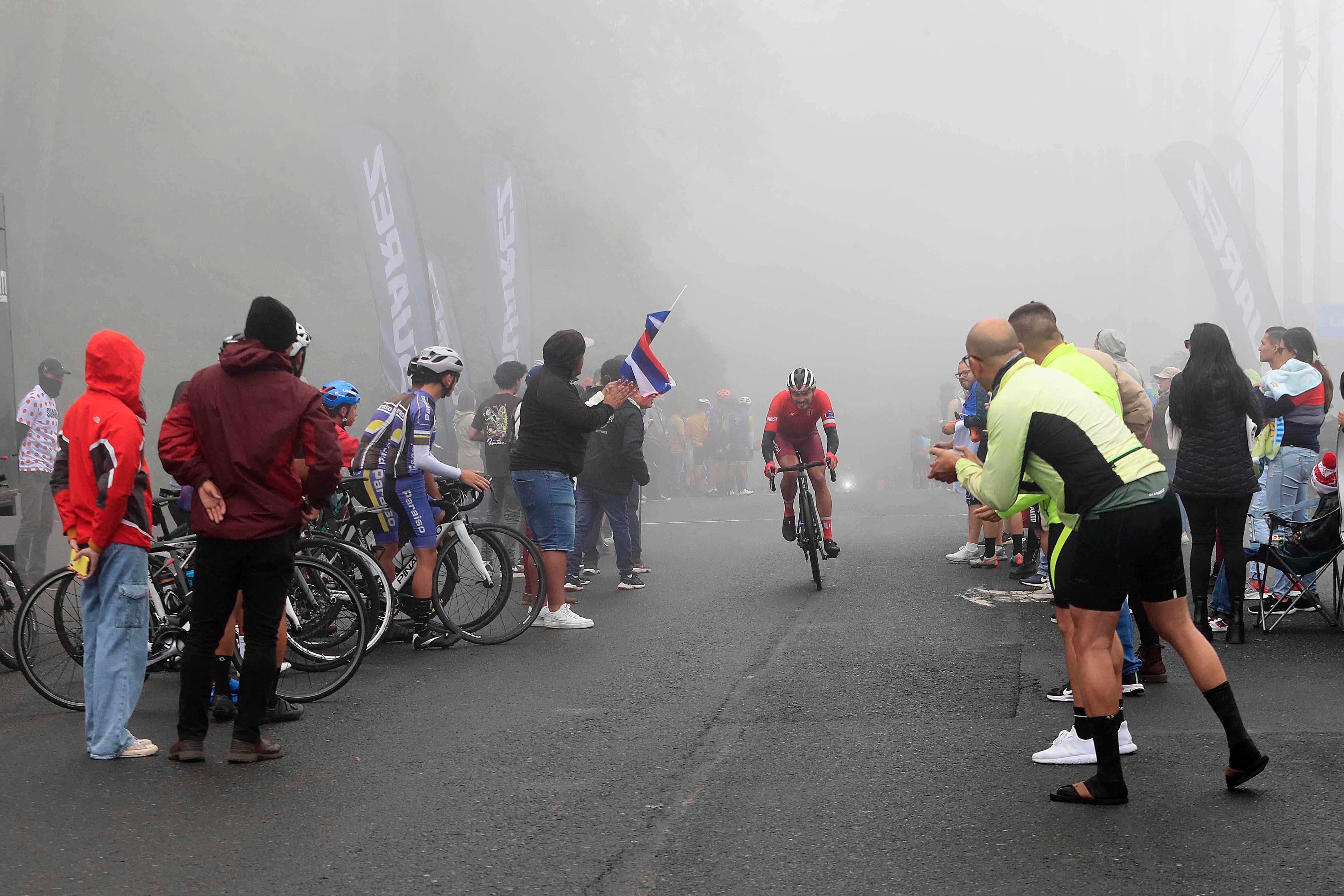 22/12/2023 Sétima etapa de la Vuelta Ciclística a Costa Rica. La caravana de ciclistas se enrumbó hacia Pérez Zeledón en la tradicional etapa que reta y favorece a los escaladores en el mítico Cerro de la Muerte.