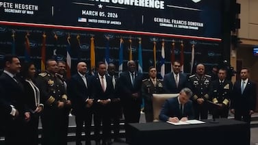 Mario Zamora firmó adhesión de Costa Rica a coalición militar de Donald Trump contra carteles