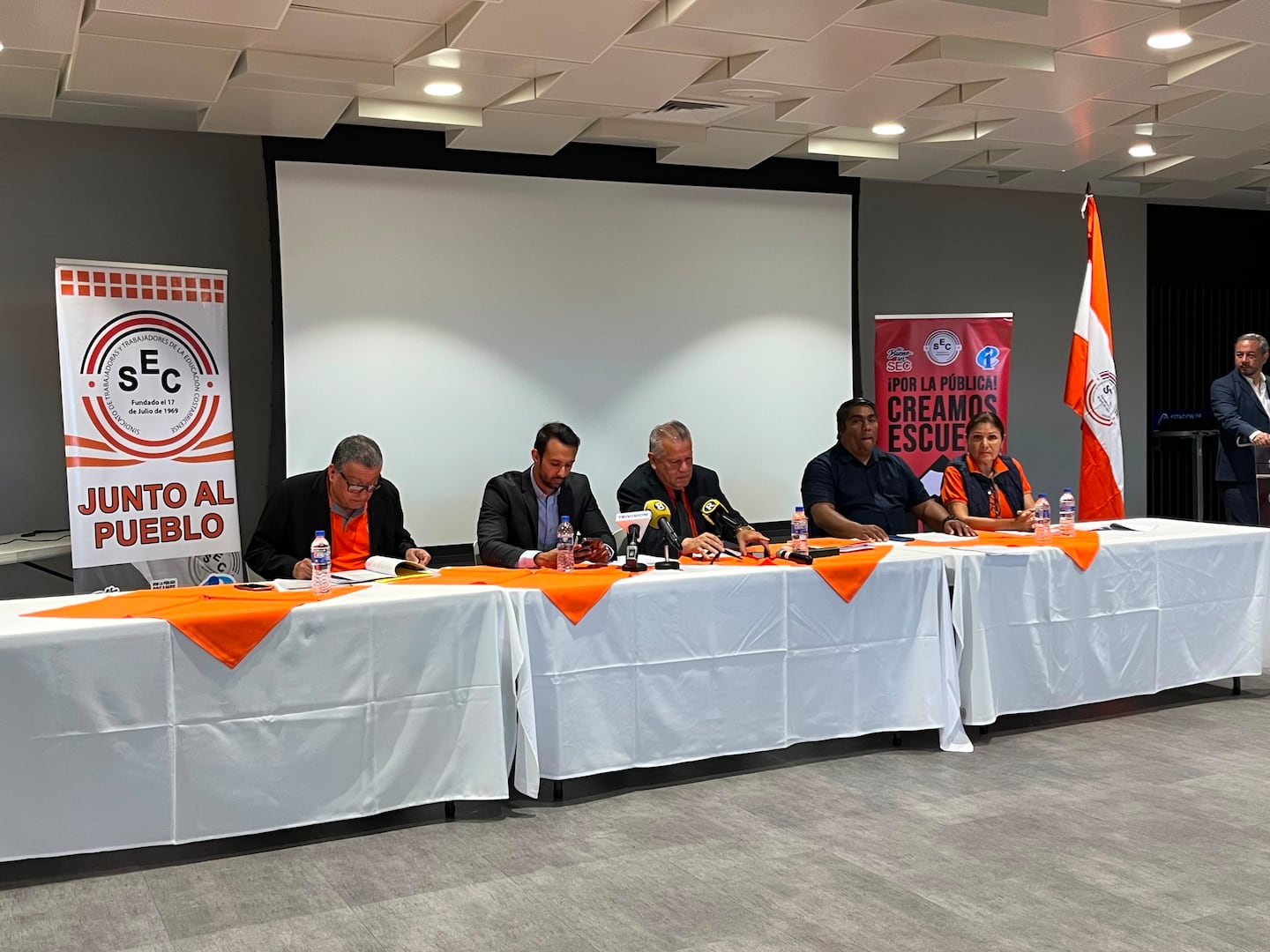 Conferencia del SEC