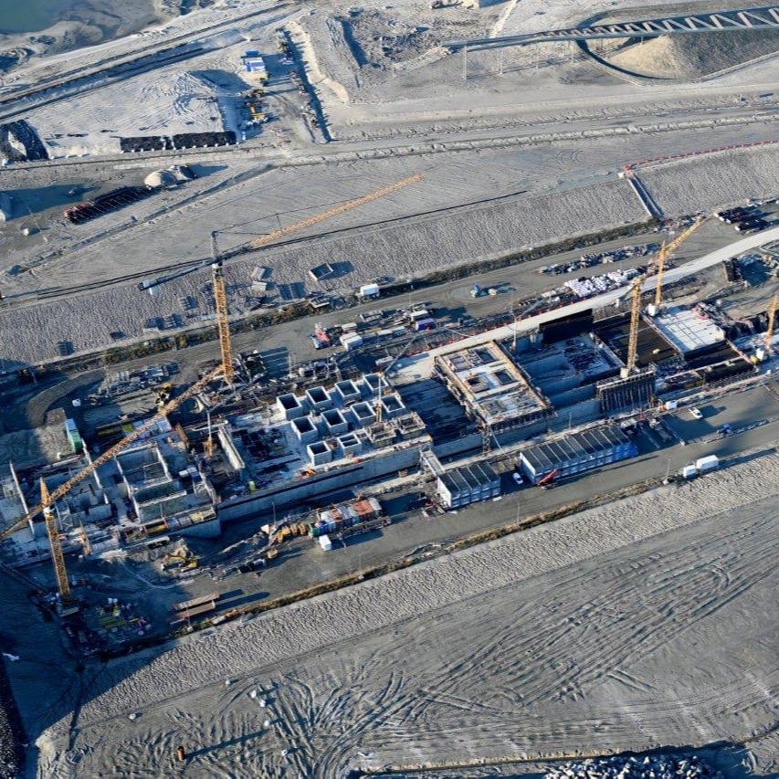 Europa construye un túnel submarino de 18 km entre Dinamarca y Alemania que reducirá viajes a minutos y fortalecerá comercio, transporte y turismo.