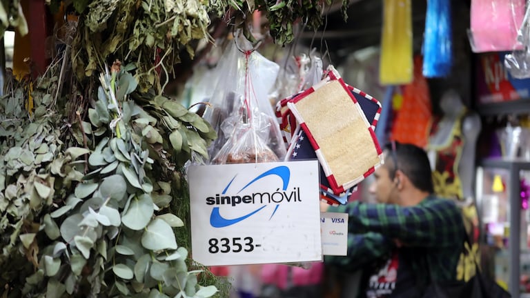 Hacienda exigirá a negocios registrar el número de Sinpe Móvil usado para recibir pagos