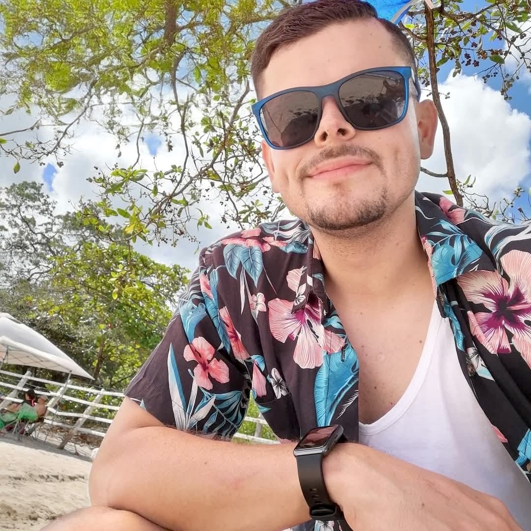 Noble, sereno, entusiasta de acampar en la montaña y de las excursiones. No fumaba, no bebía, no tenía vicios; así fue descrito Christopher Vizcaíno Castillo. Fotografía: