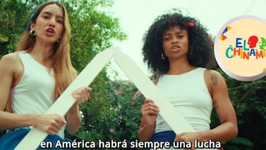 ‘Chinaokes’ 2025: ‘El Chinamo’ critica la xenofobia y le da ‘un jalón de orejas’ a ticos y nicas