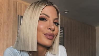 Reconocida actriz estadounidense y sus hijos son llevados de urgencia al hospital tras fuerte colisión