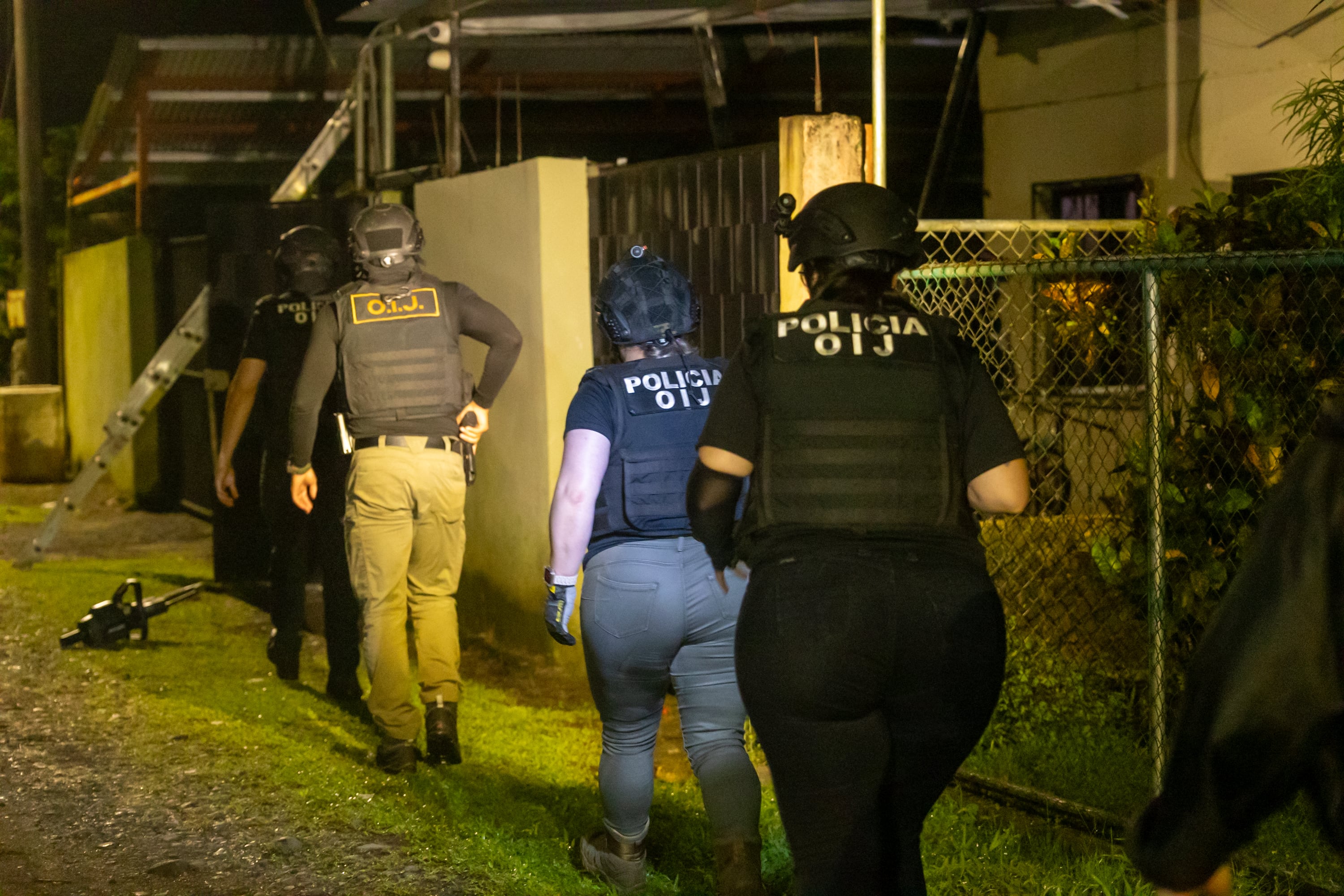 Caso Tridente: Fiscalía y OIJ detienen a presuntos sicarios de la organización criminal alias Coco Guácimo, quien fue abatido por la Policía durante la captura de Diablo.