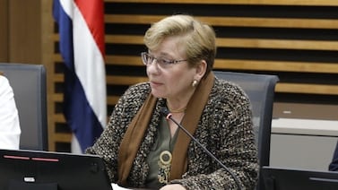 Anna Katharina Müller presidirá comisión de Educación tras admitir en 2025 que ‘no le dio la gana’ publicar ruta educativa para el MEP