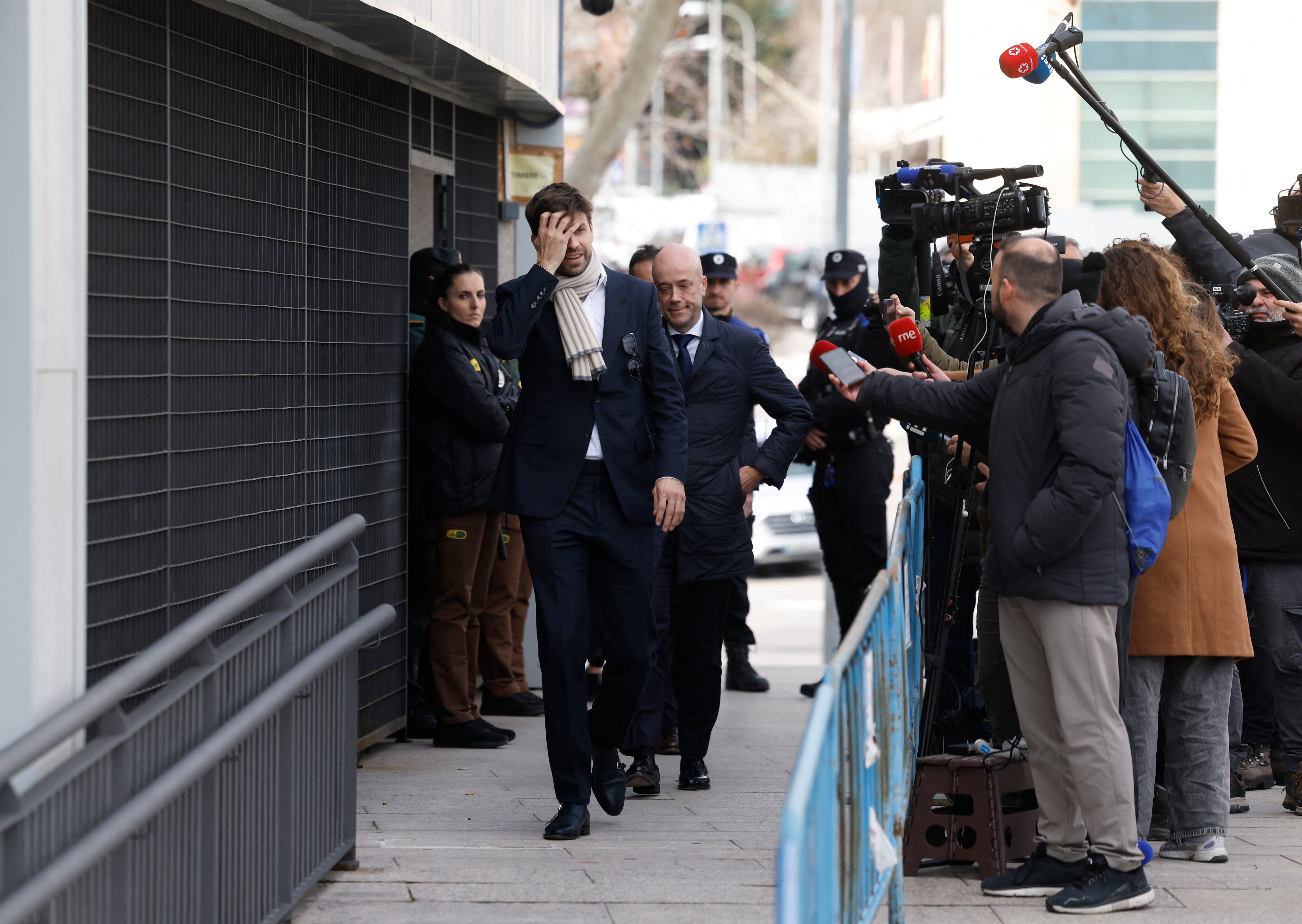 Gerard Piqué saliendo del juicio por el caso Supercopa.