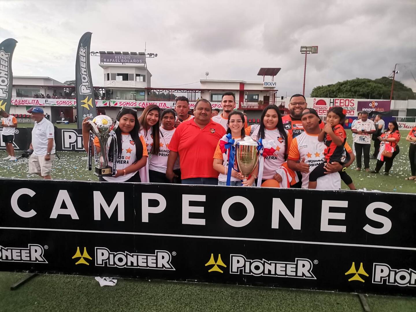 Raymond Medina
Empresario porteño y uno de los dueños del Puntarenas FC
Celebración título del Torneo Apertura 2022
22 de mayo del 2022
Fotografia: Andrés Garita