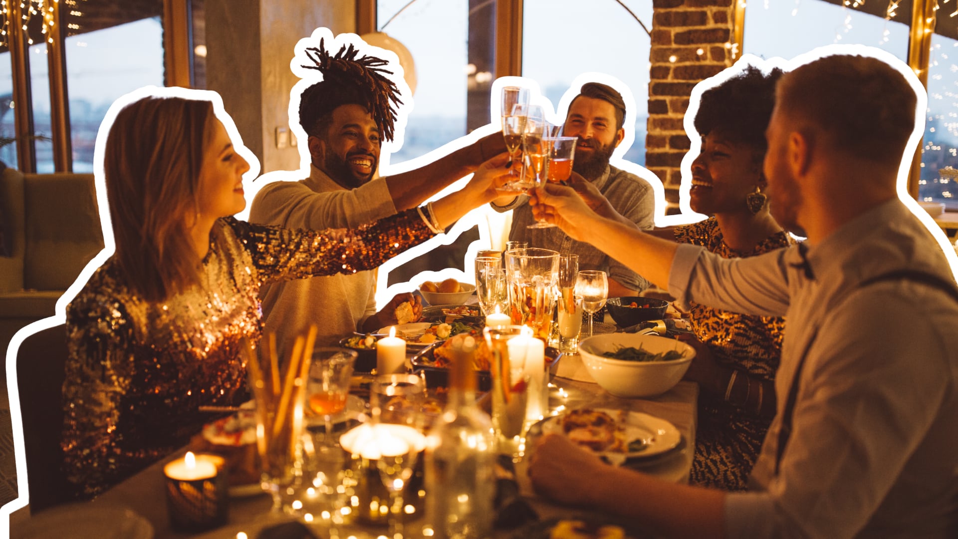 Caminar unos minutos después de comer y cenar con calma ayuda a reducir la inflamación abdominal y mejora la digestión.