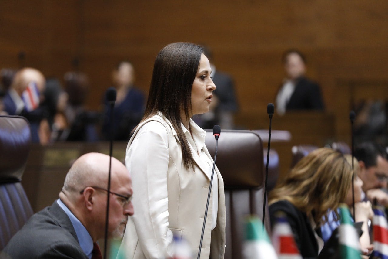Diputados en plenario de la Asamblea Legislativa