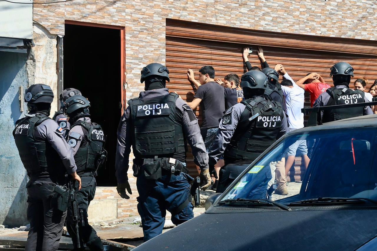 Allanamientos en Purral por presunta venta de drogas