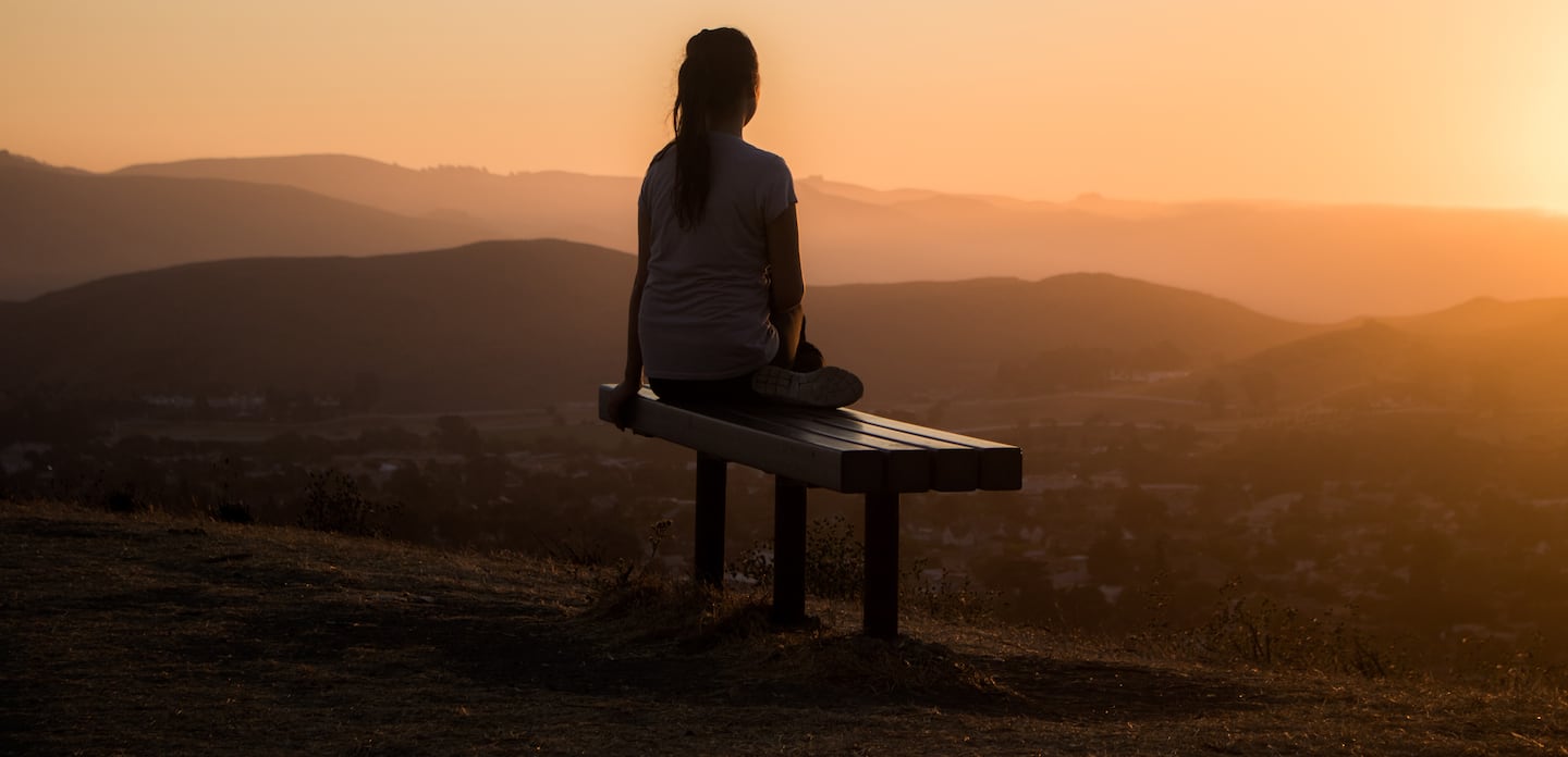 Cómo reducir el cortisol de forma natural y mejorar su salud mental ...