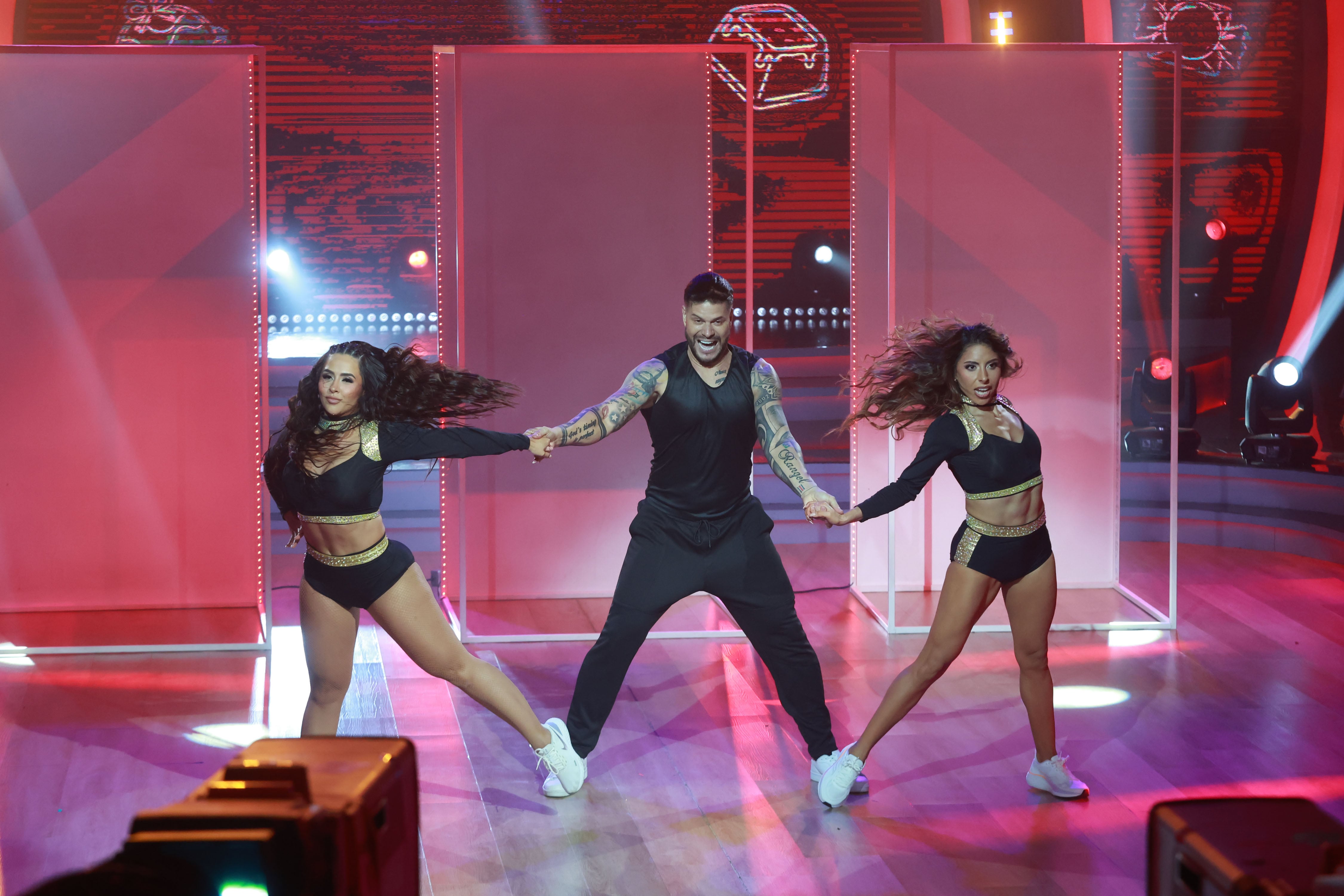 09/11/2025 Estudio Marco Picado, Canal 7, La Sabana. Mira quién baila (MQB), novena gala de la segunda temporada. Foto: Rafael Pacheco Granados