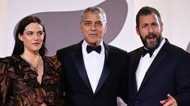 George Clooney y Adam Sandler reciben ovación: la película que hizo llorar y aplaudir al público en Venecia y se perfila como favorita al Óscar