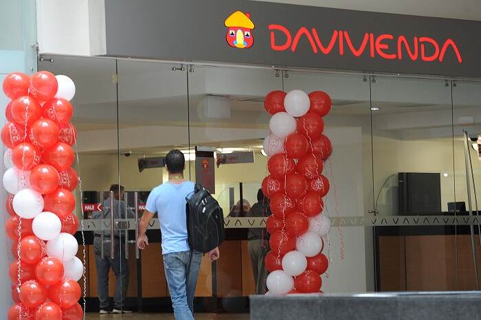 Davivienda y Seguros Bolívar son parte del mismo conglomerado financiero en Colombia: Sociedades Bolívar.