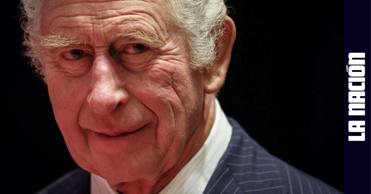 El rey Carlos III anuncia su diagnóstico de cáncer y agradece el apoyo recibido de la comunidad.