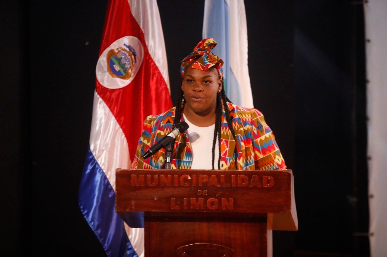 Sesión solemne de la Asamblea Legislativa en Limón