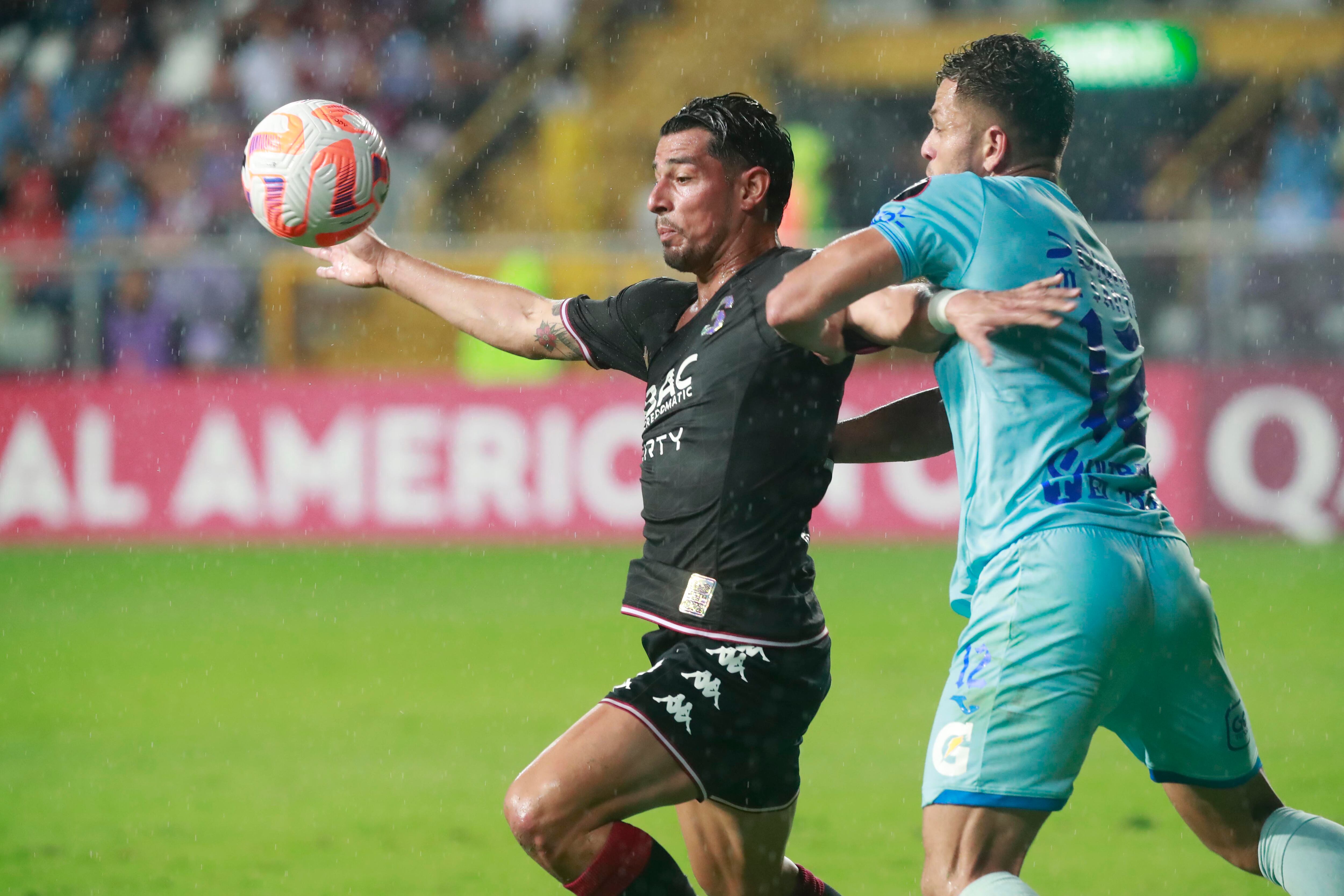 01/11/2023 Estadio Ricardo Saprissa, Tibás. El Deportivo Saprissa recibió al Motagua, de Honduras, en partido de vuelta por repechaje de la Copa Centroamericana de CONCACAF.