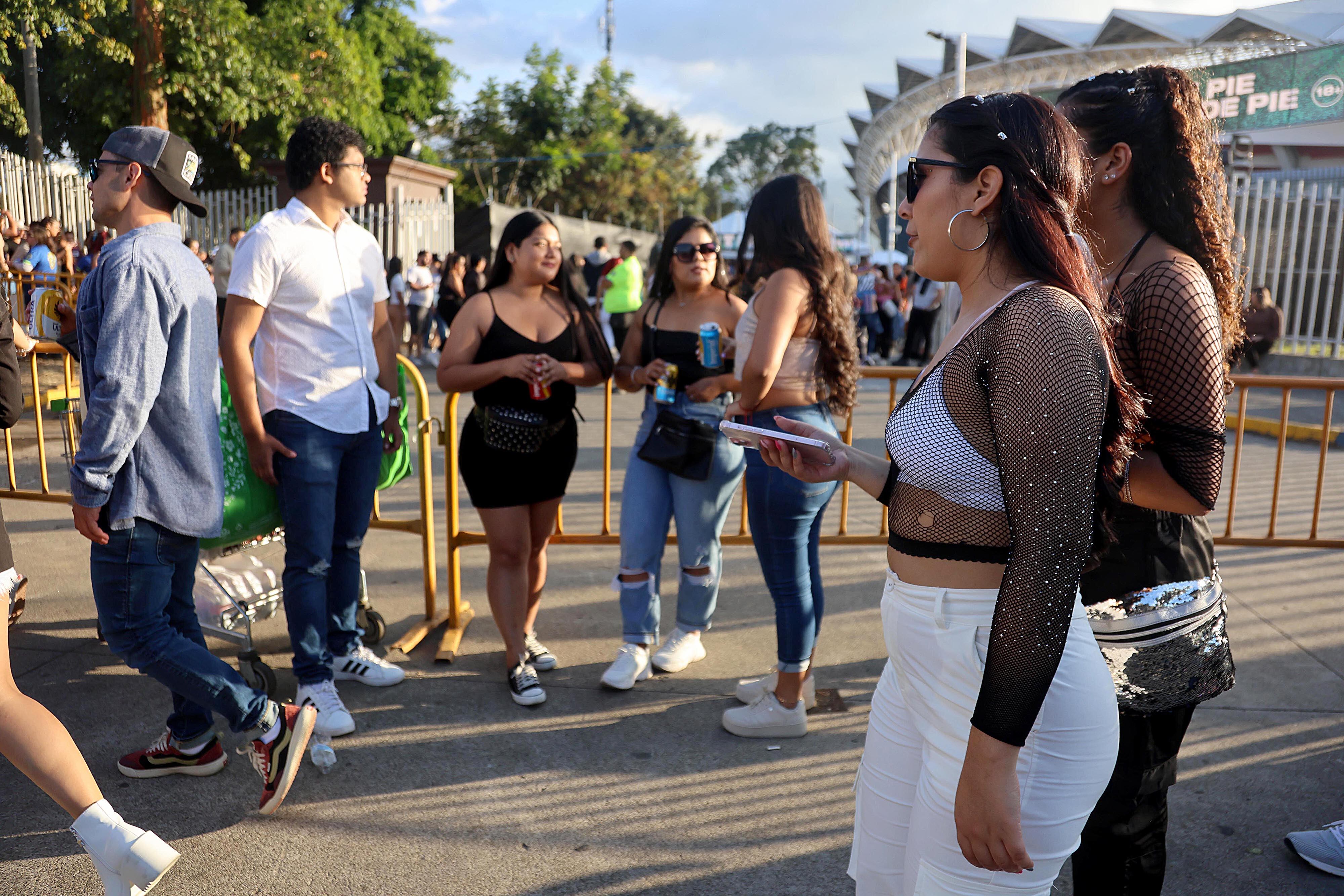 02/03/2023 Estadio Nacional. El epicentro del reguetón en Costa Rica tuvo como máximos exponentes a los internacionales a Ryan Castro, Ivy Queen y Don Omar. Pero antes participaron los artistas costarricenses Kavvo, el DJ Johnny, Gimario y Toledo. La fiesta de la música urbana llenó de emoción y alegría el recinto de La Sabana, donde cientos de fans bailaron y gozaron en el Urban Fest 2024. Foto: Rafael Pacheco Granados