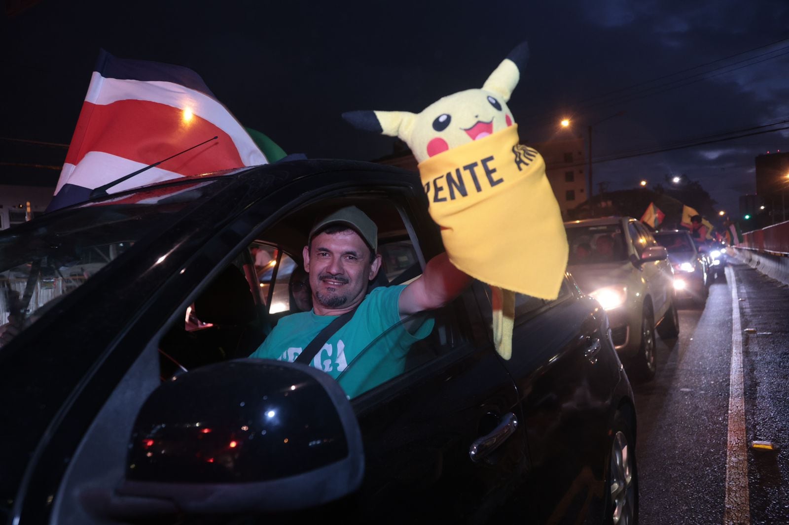 Ambiente electoral al cierre de las urnas.