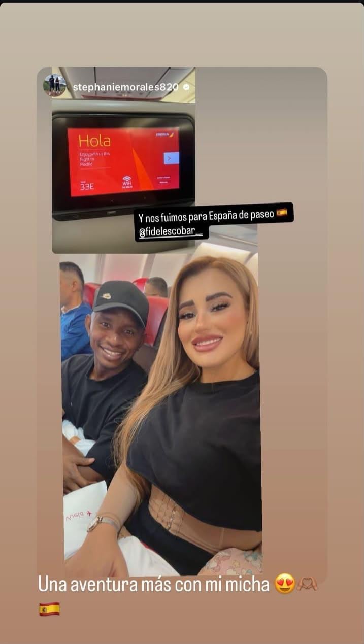 Fidel Escobar se fue de vacaciones junto a su esposa Stephanie Morales.