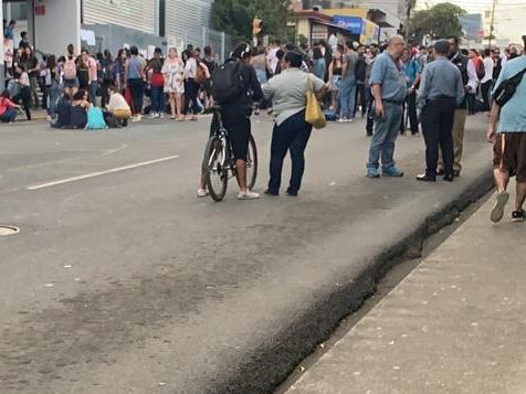 Bloqueo frente a la UNA en Heredia