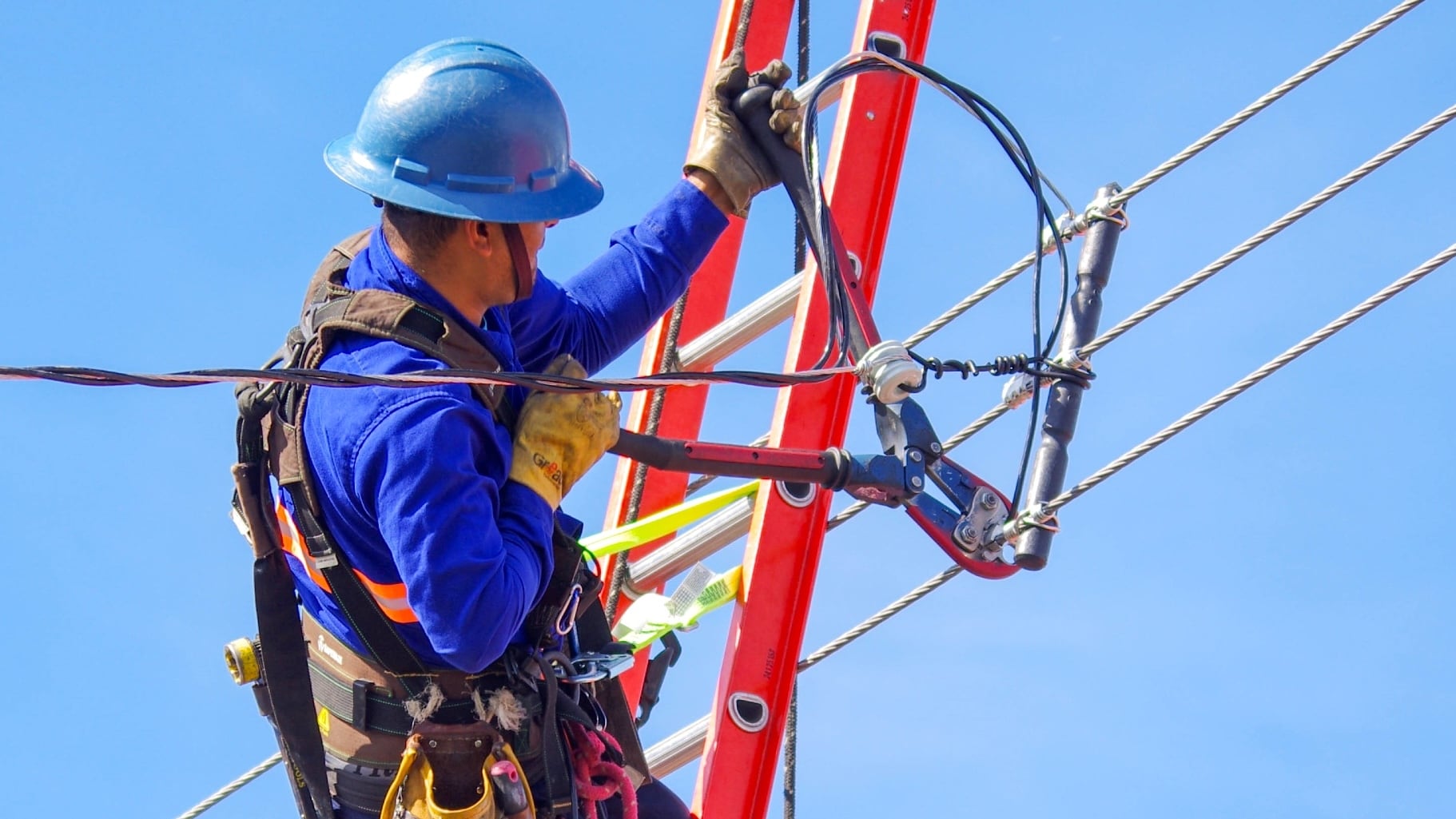 CNFL anuncia más de 20 cortes programados de luz en San José, Curridabat, Pavas y Heredia, del 28 de octubre al 18 de noviembre. Consulte las fechas, horas y zonas afectadas