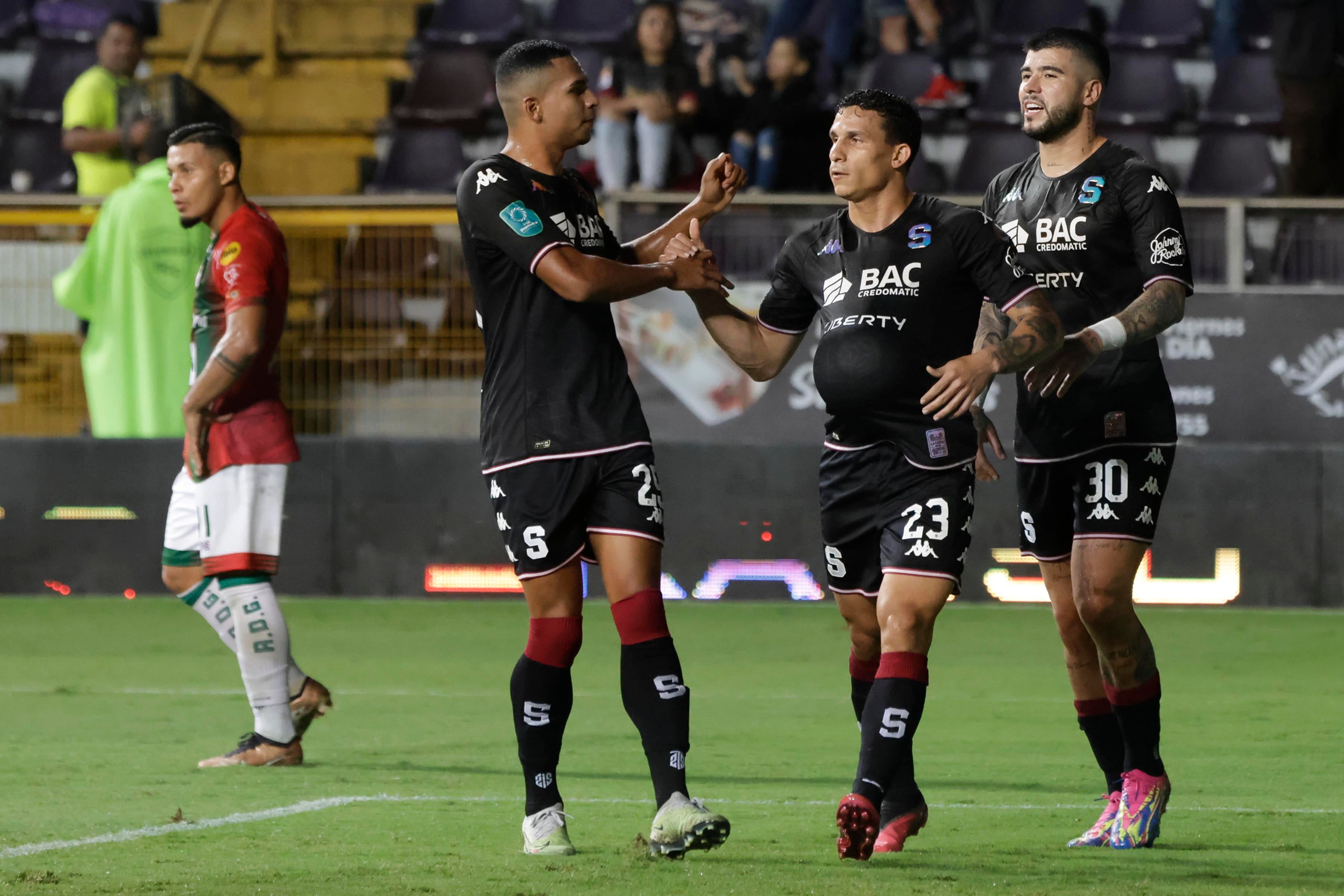 Deportivo Saprissa y la Asociación Deportiva Guanacasteca