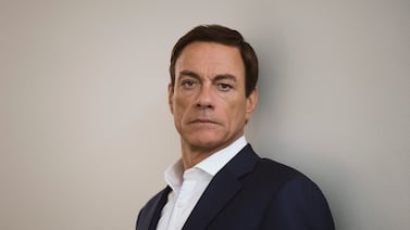 Acusan a Van Damme de recibir como ‘regalo’ a mujeres víctimas de tráfico sexual