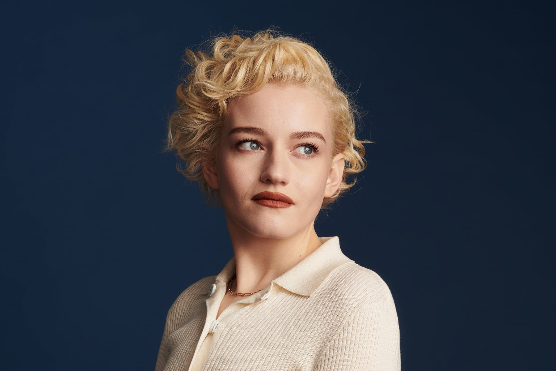 Julia Garner es una de las actrices más cotizadas del momento. Foto: Woman Times.