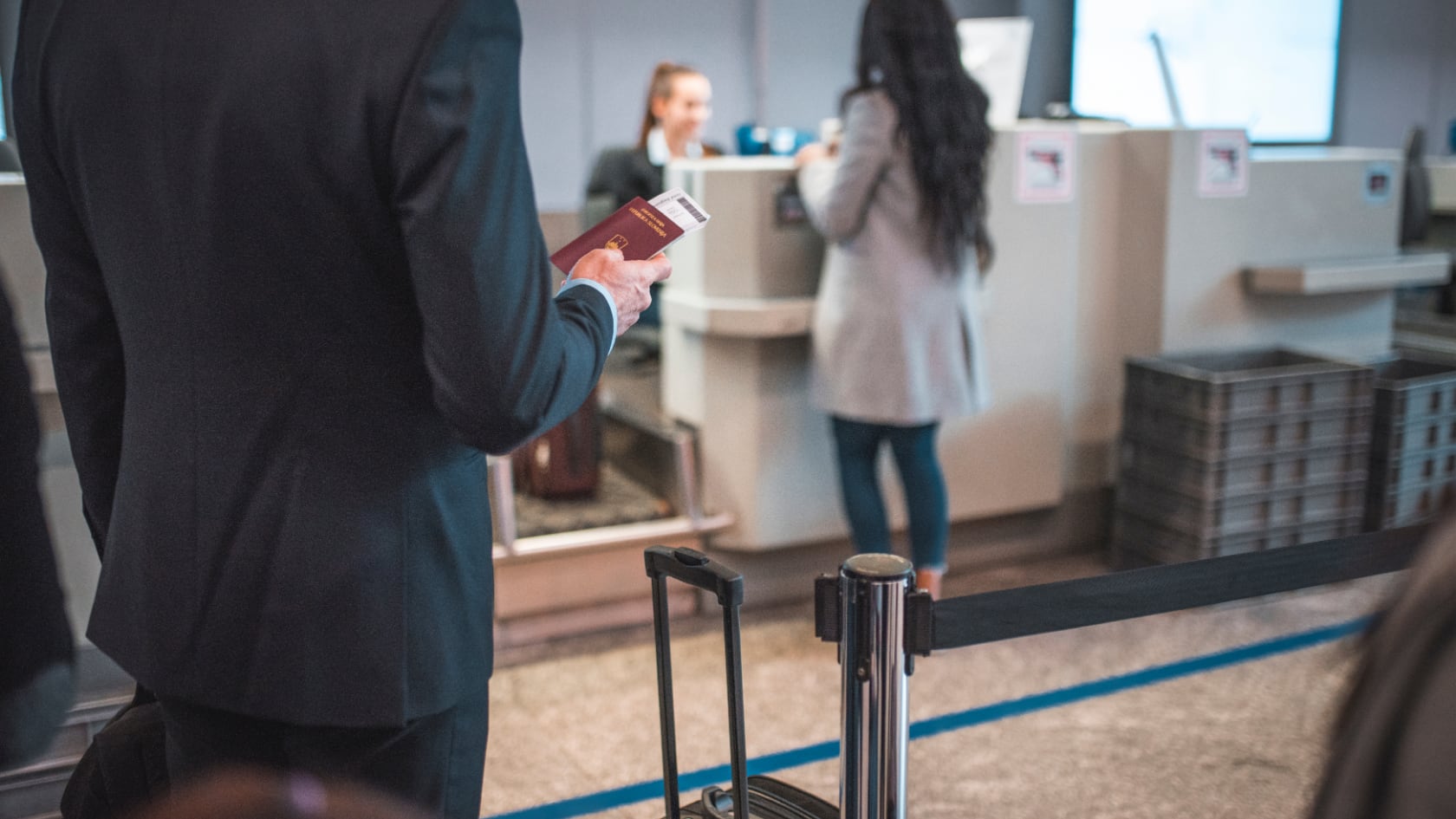 Desde 2026, TSA cobrará $45 a los pasajeros sin identificación válida. La medida aplicará en todos los aeropuertos de Estados Unidos.