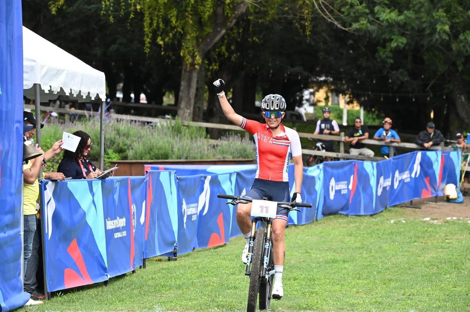 Juegos Centroamericanos Guatemala 2025
Adriana Rojas
Ciclismo de montaña
Medalla de oro
20 de octubre del 2025
Fotografía: Comité Olímpico