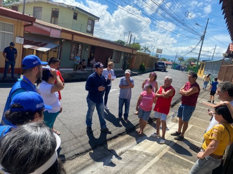 La mañana de este sábado el río Turrialba, por el que hace dos años bajaron intensas corrientes que devastaron casas, apenas tenía un pequeño caudal. La cuenca tiene un nuevo sistema de alerta: Foto: CNE.